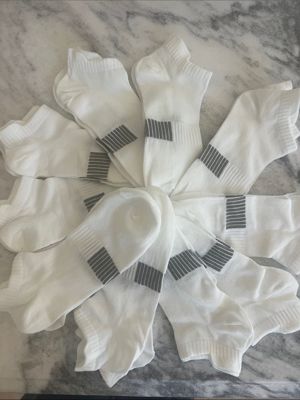 10 pair of brand new white socks
